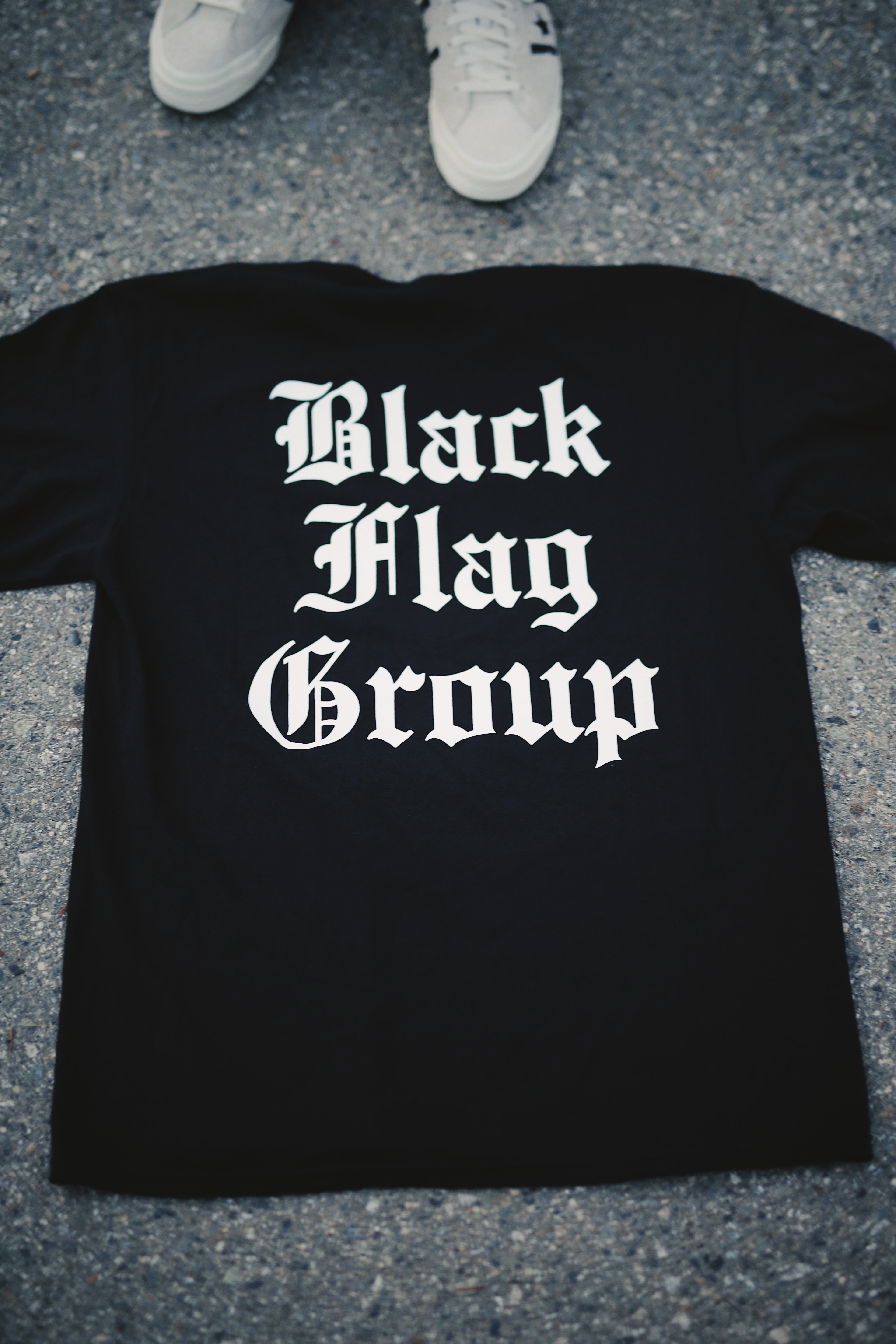 Black Flag Group Signature Tee
